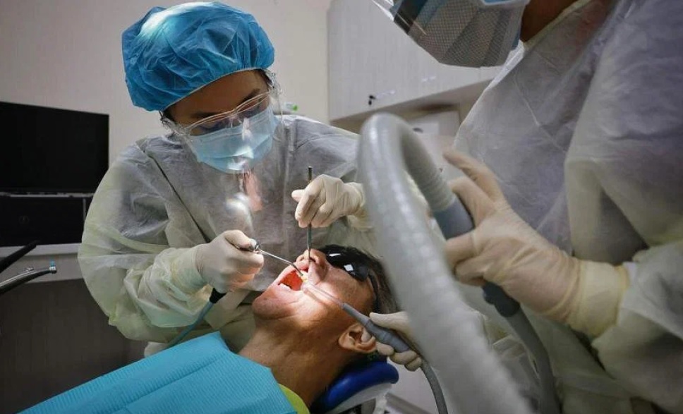 Specialist dental clinic for elderly with medical, cognitive conditions 